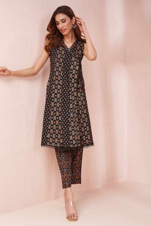 Black Ethnic Motifs Printed Cotton Kurti Pant Set