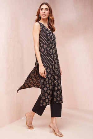 Black Ethnic Motifs Printed Cotton Straight Kurti