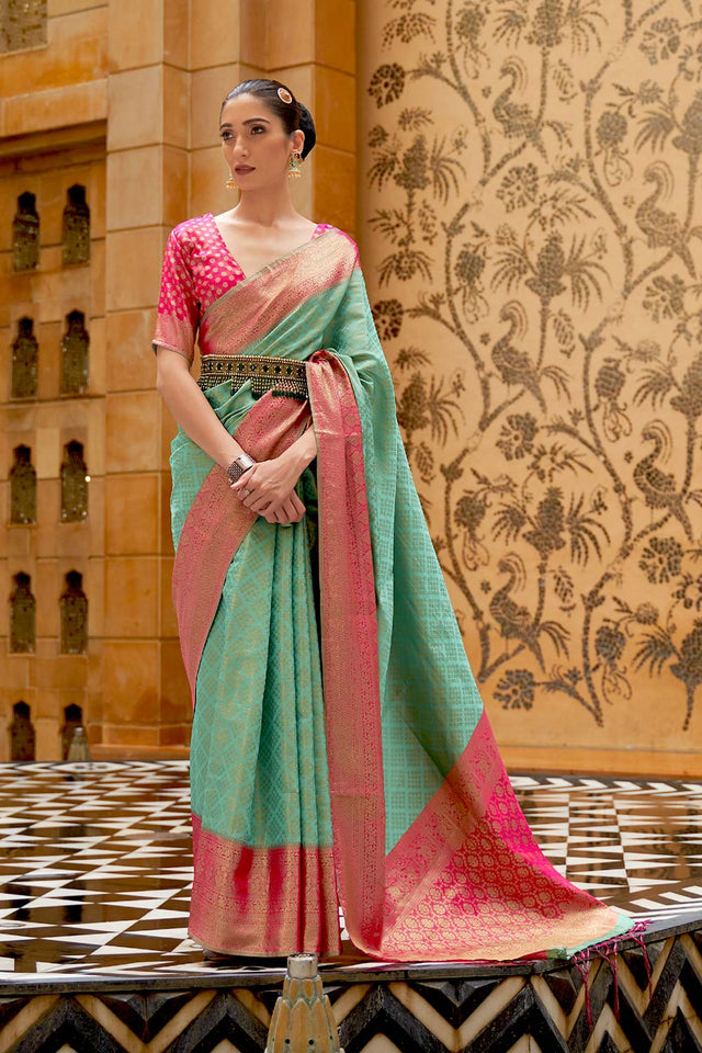Kalaapi Green Silk Woven Saree