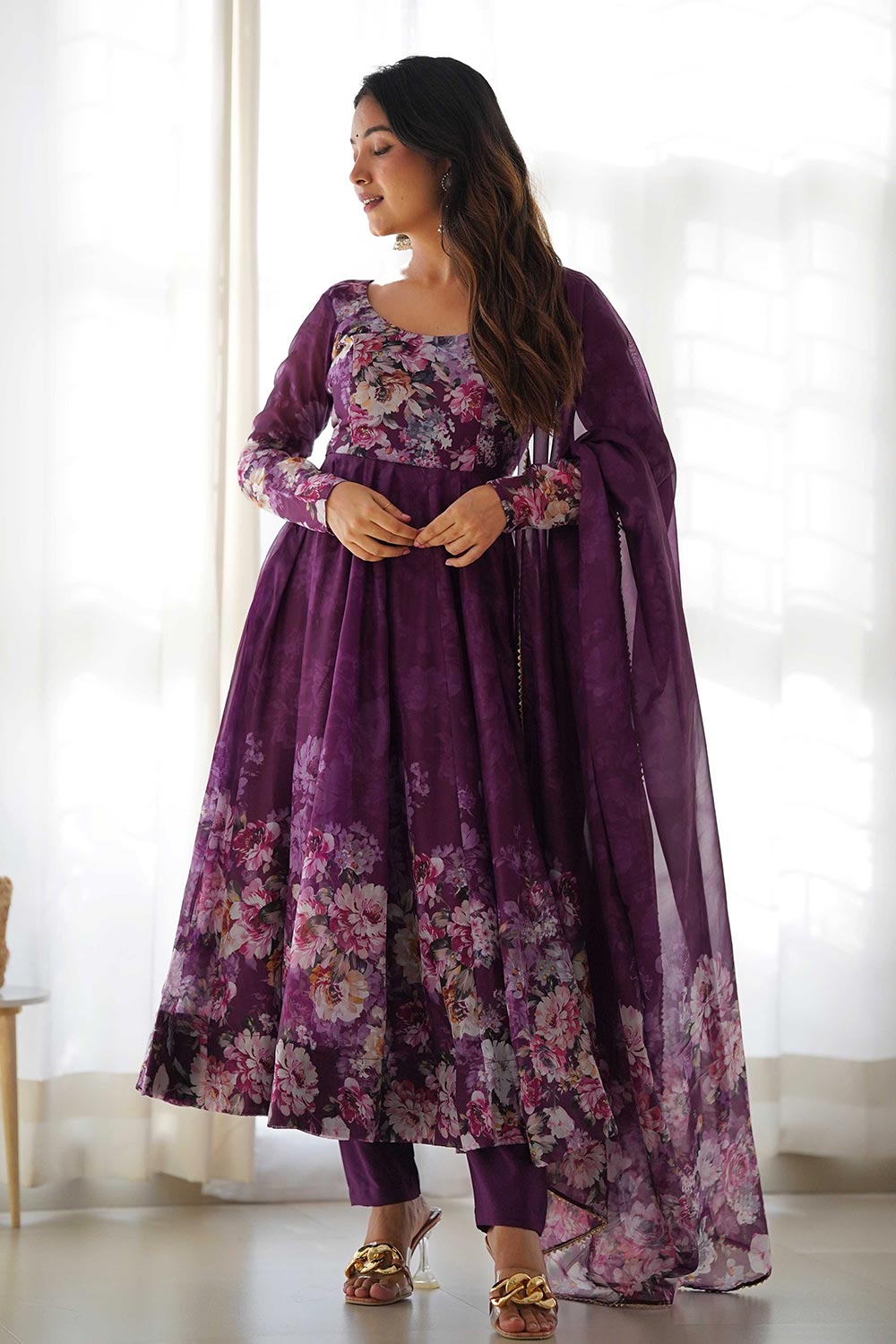 Organza Silk Fabric Fully Flair Kali Pattern With Canvas Patta Attached Padded And Zipper Gown With Dupatta And Pant (261-Wine-AFKB) Organza Silk Fabric Fully Flair Kali Pattern With Canvas Patta Attached Padded And Zipper Gown With Dupatta And Pant (261-Wine-AFKB)