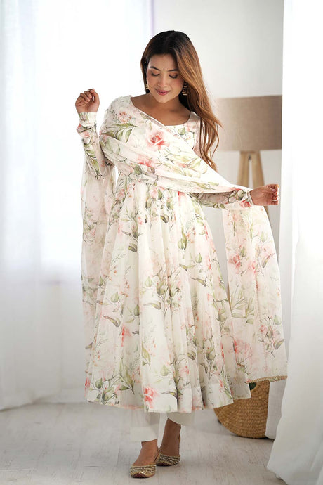 Indian Kurta Sets For Women - Buy kurta for women USA KARMAPLACE Indian Kurta Sets For Women - Buy kurta for women USA KARMAPLACE