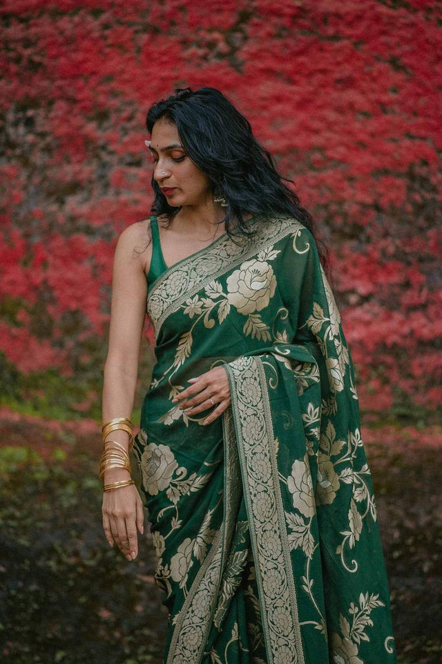 Green Banarasi Woven Soft Silk Saree (50116)