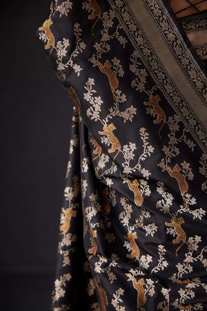 Black Banarasi Woven Soft Silk Saree (50133_Black)