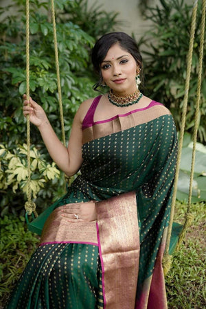 Green Banarasi Woven Soft Silk Saree (50143)