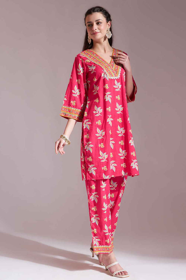 Pink Floral Printed Cotton Kurti Pant Set