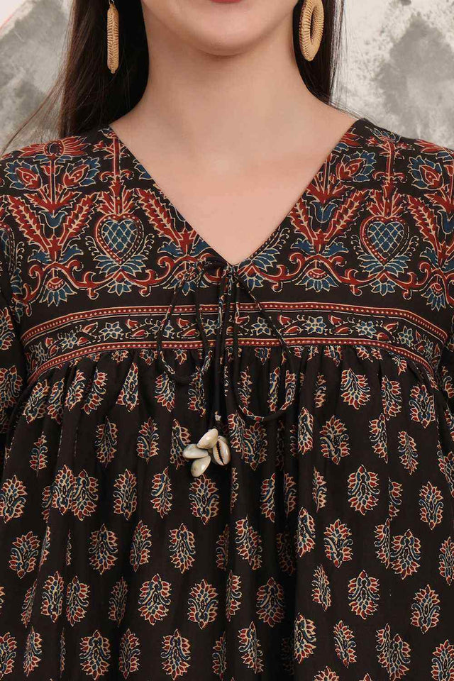 Black Ethnic Motifs Printed Cotton Tops & Tunics