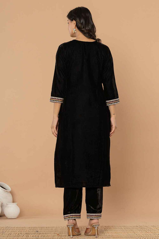 Black Solid Embroidered Velvet Kurti Pant Set (6185SKDBK)