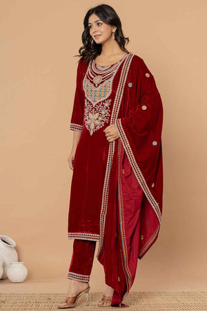 Red Solid Embroidered Velvet Kurti Pant Set (6185SKDMR)