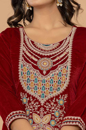 Red Solid Embroidered Velvet Kurti Pant Set (6185SKDMR)