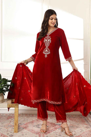 Red Solid Embroidered Velvet Kurti Pant Set (6230SKDMR)