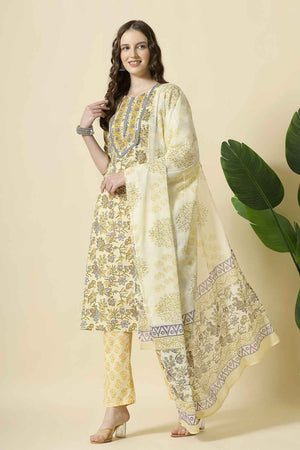 Yellow Floral Printed Cotton Kurti Pant Set