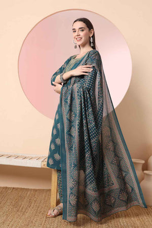 Green Floral Printed Cotton Kurti Pant Set