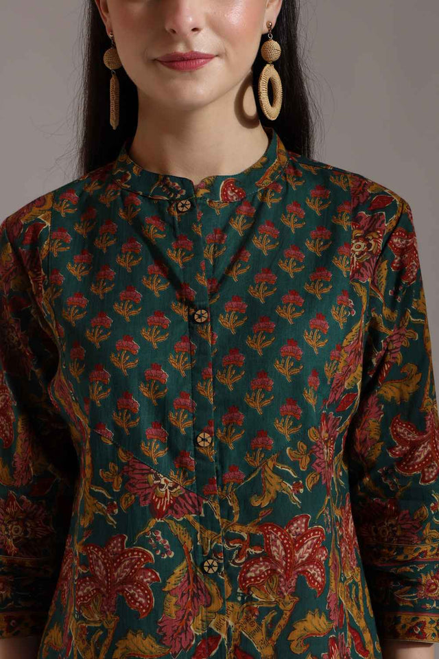 Green Floral Printed Pure Cotton Tops