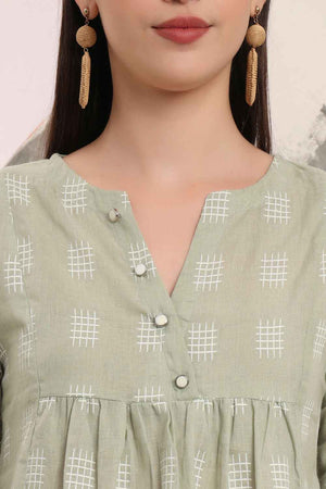 Green Geometric Printed Pure Cotton Tops