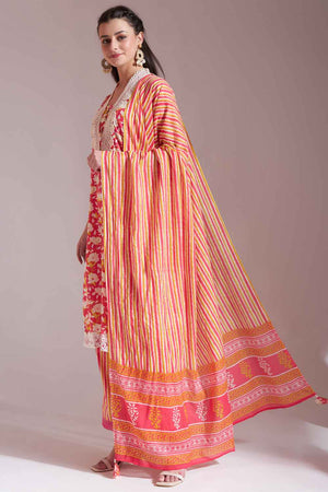 Pink Floral Printed Cotton Kurti Pant Set