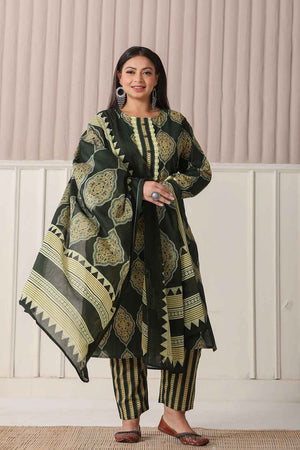 Green Block Pure Cotton Kurti Pant Set