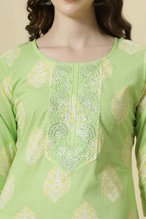 Green Floral Printed Cotton Kurti Pant Set