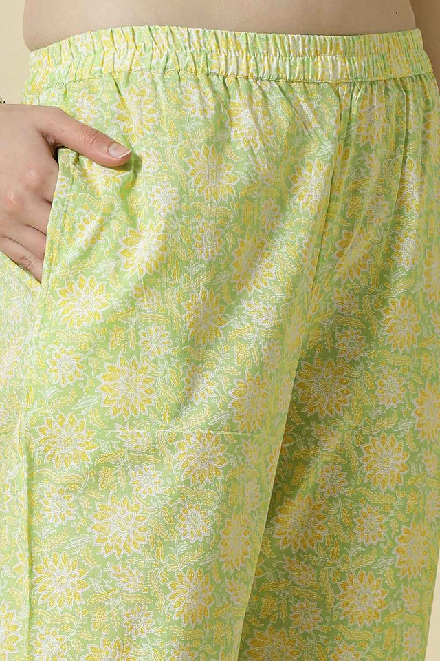 Green Floral Printed Cotton Kurti Pant Set