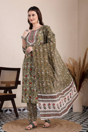 Green Floral Printed Cotton Straight Cut Suit Set