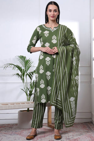 Green Floral Printed Cotton Straight Cut Suit Set