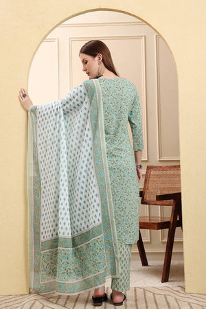 Green Floral Printed Cotton Straight Cut Suit Set