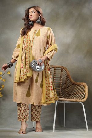 Green Floral Printed Cotton Straight Cut Suit Set