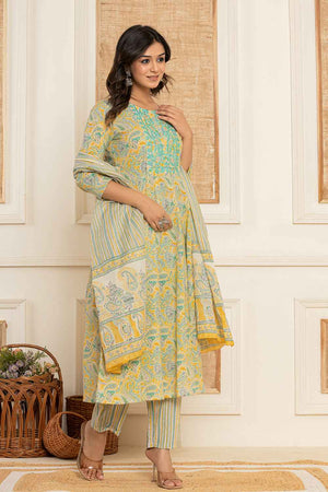 Yellow Paisley Print Thread Work Pure Cotton Kurti Pant Set