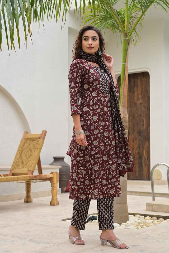 Red Floral Print Pure Cotton Kurti Pant Set