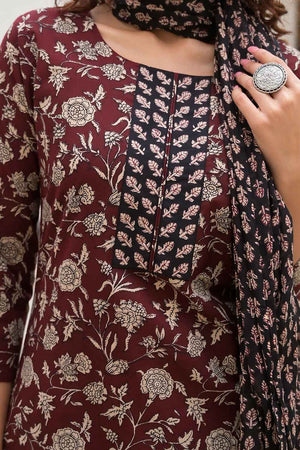 Red Floral Print Pure Cotton Kurti Pant Set