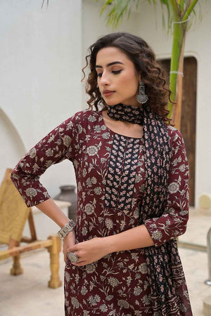 Red Floral Print Pure Cotton Kurti Pant Set