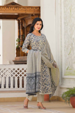 Grey Checkerd Print Zari Work Pure Cotton Kurti Pant Set