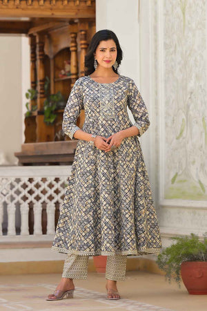 Grey Checkerd Print Zari Work Pure Cotton Kurti Pant Set