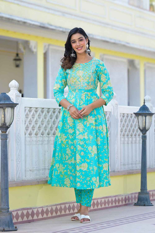 Turquoise Floral Print Zari Work Pure Cotton Kurti Pant Set