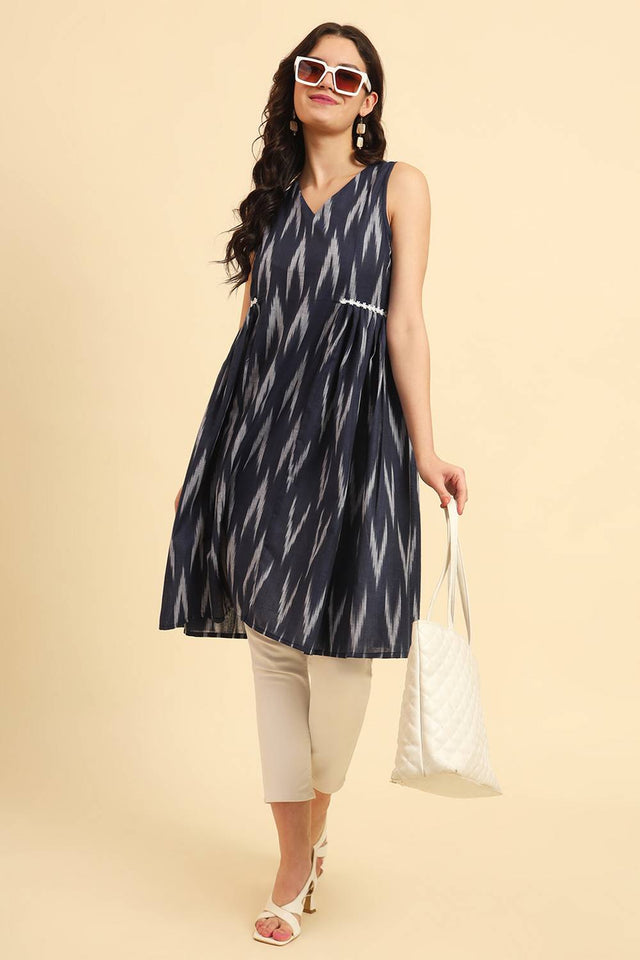 Blue Chevron Printed Cotton Straight Kurti