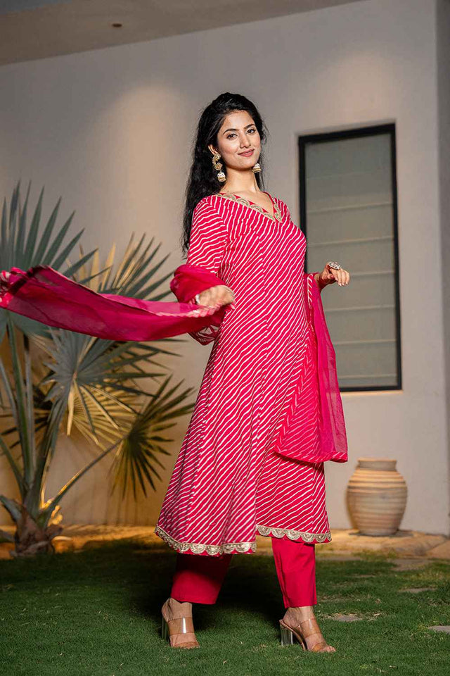 Pink Leheriya Lace Work Pure Cotton Kurti Pant Set