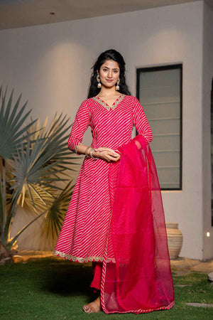 Pink Leheriya Lace Work Pure Cotton Kurti Pant Set