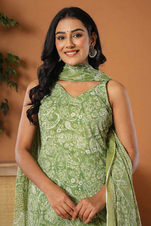 Green Floral Print Cotton Kurti Pant Set