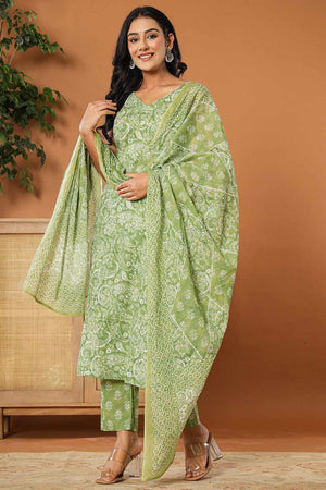 Green Floral Print Cotton Kurti Pant Set