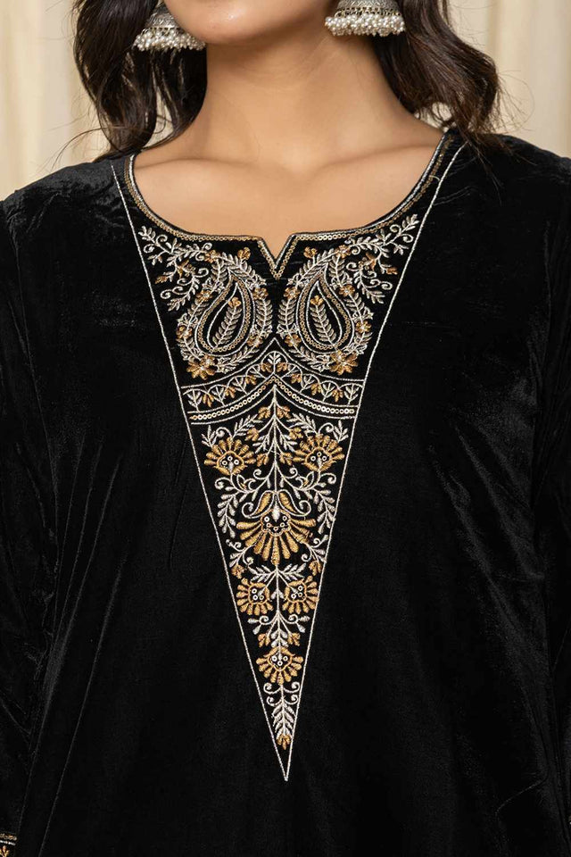 Black Embroidered Velvet Co-Ord Set (7158CRDBK)