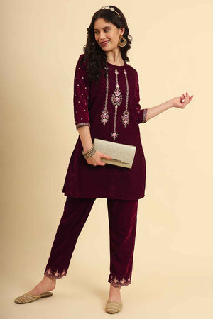 Magenta Zari Work Velvet Co-Ord Set (7160CRDMG)