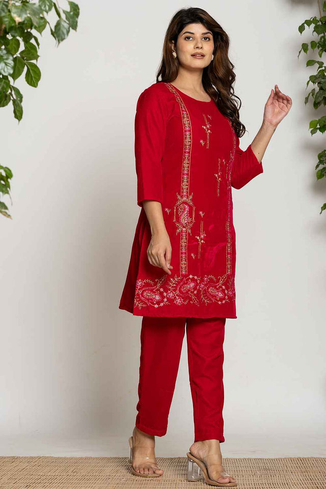 Pink Embroidered Work Velvet Co-Ord Set (7161CRDPK)