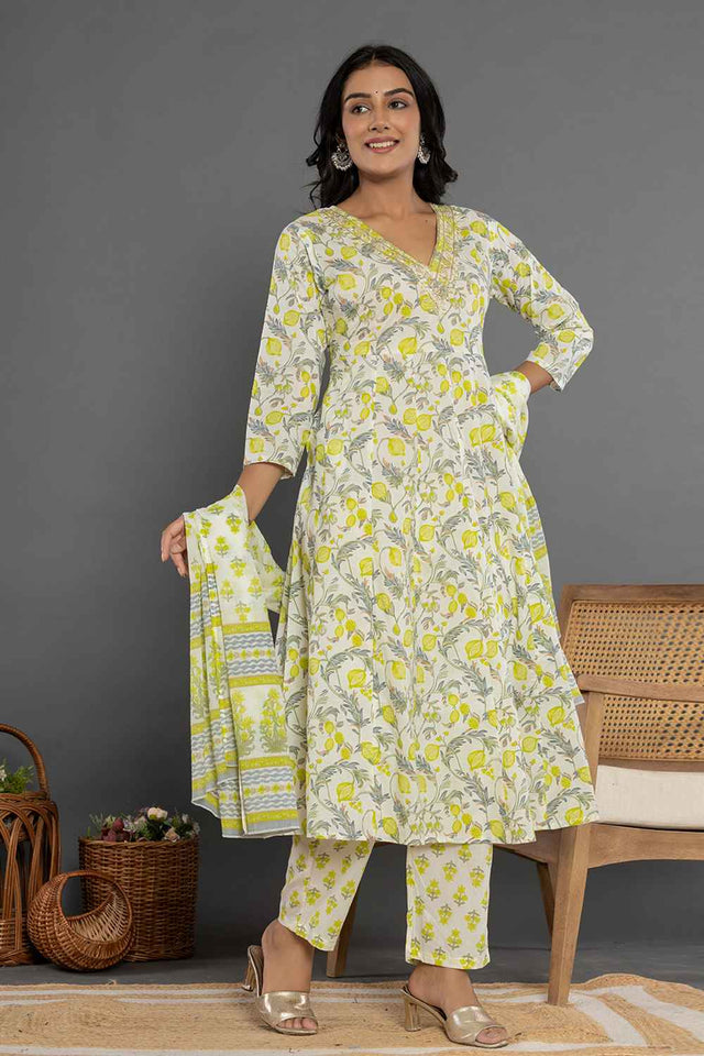 Green Ethnic Motifs Beads and Stones Embossed Pure Cotton Kurti Pant Set