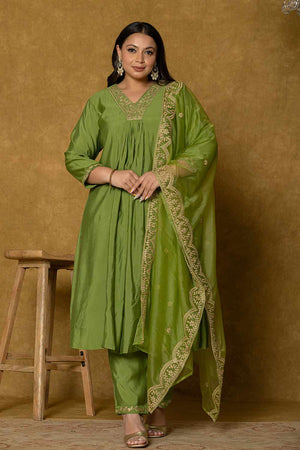 Green Solid Silk Blend Kurti Pant Set