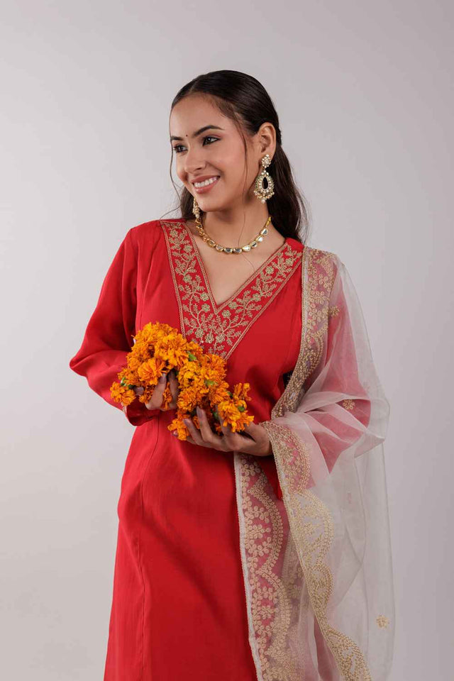 Red Embroidered Silk Kurti Pant Set (7175SKDRD)