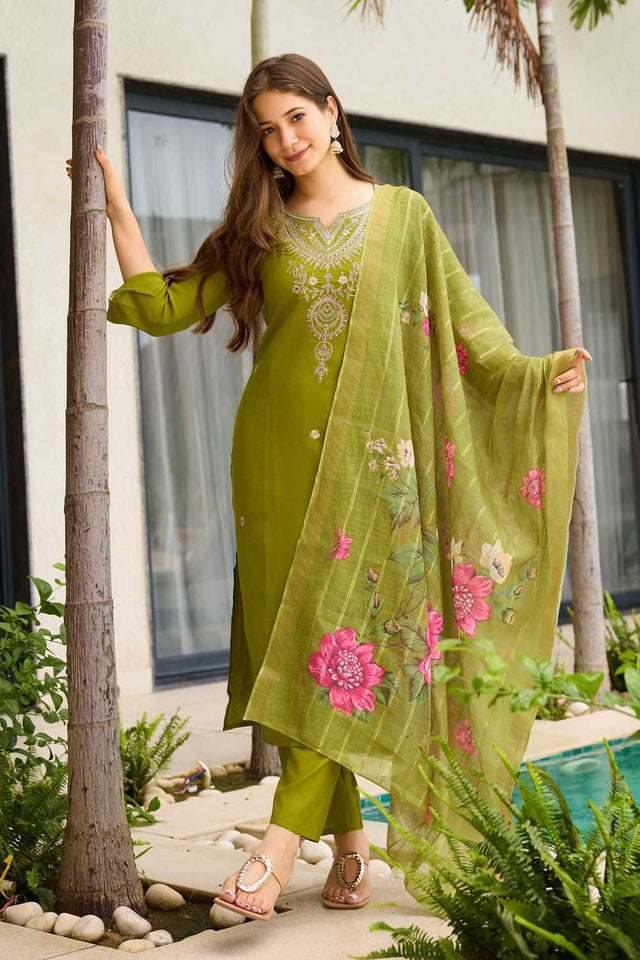 Mehendi Floral Embroidered Viscose Kurti Pant Set