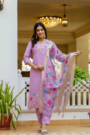 Lavender Floral Embroidered Viscose Kurti Pant Set