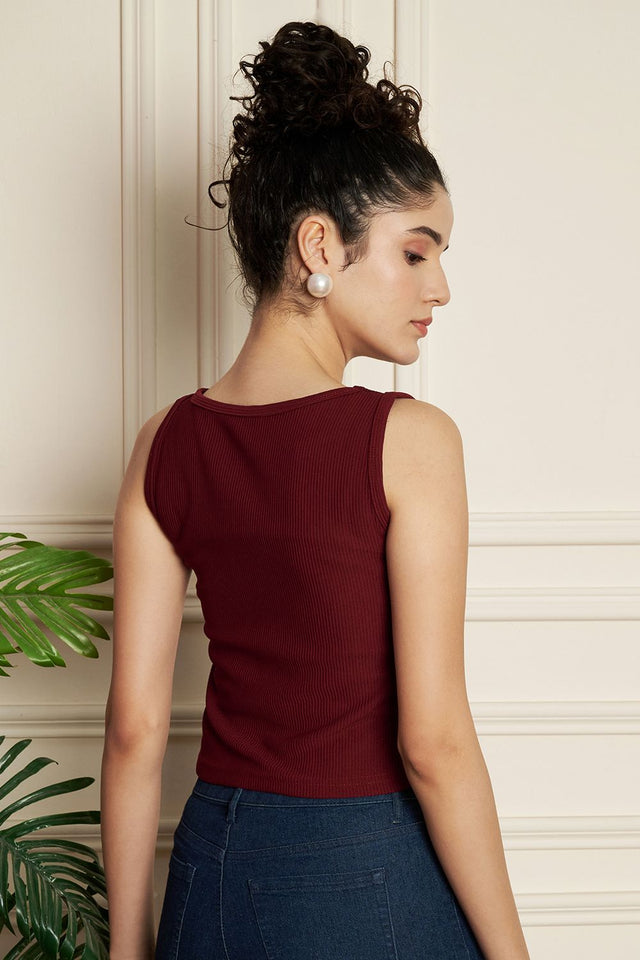 Maroon Solid Ribbed Knited Tops & Tunics