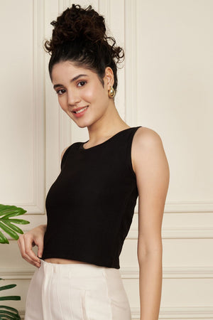 Black Solid Ribbed Knited Tops & Tunics