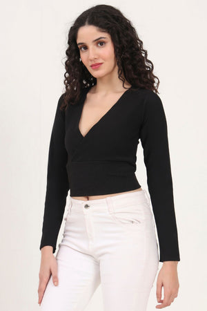 Black Solid Knited Tops & Tunics