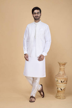 Men's Off White Embroidered Silk Kurta Set with Jacket